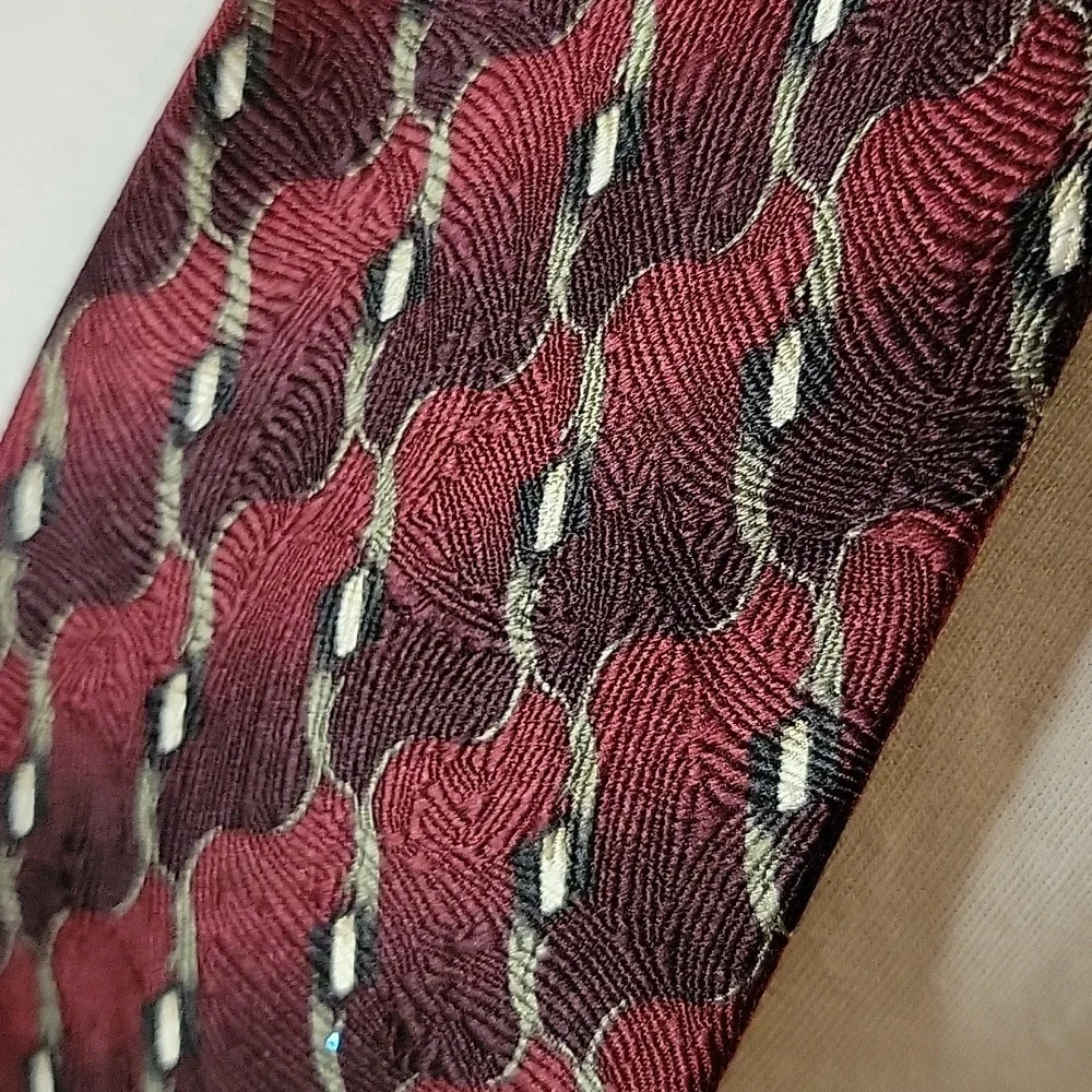 Silk Nature Conservancy Tie